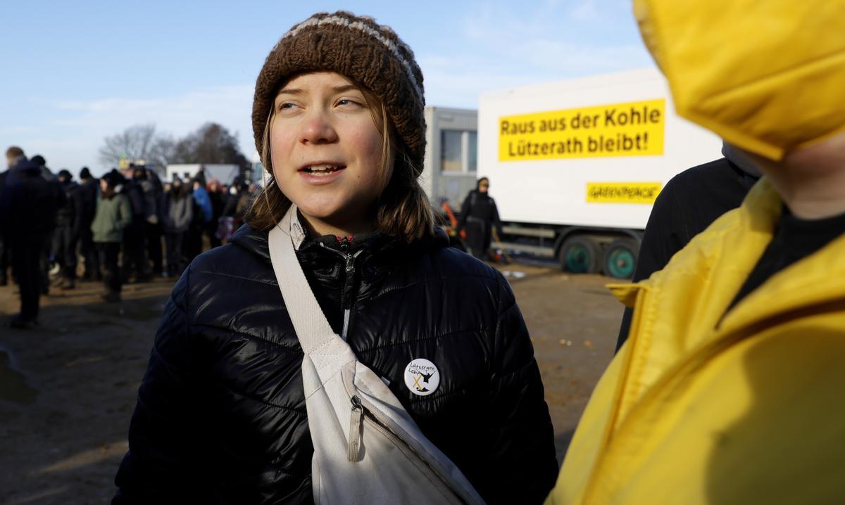 La activista climática Greta Thunberg protesta contra la expansión de la mina de lignito a cielo abierto Garzweiler de la empresa de servicios públicos alemana RWE a Luetzerath, Alemania