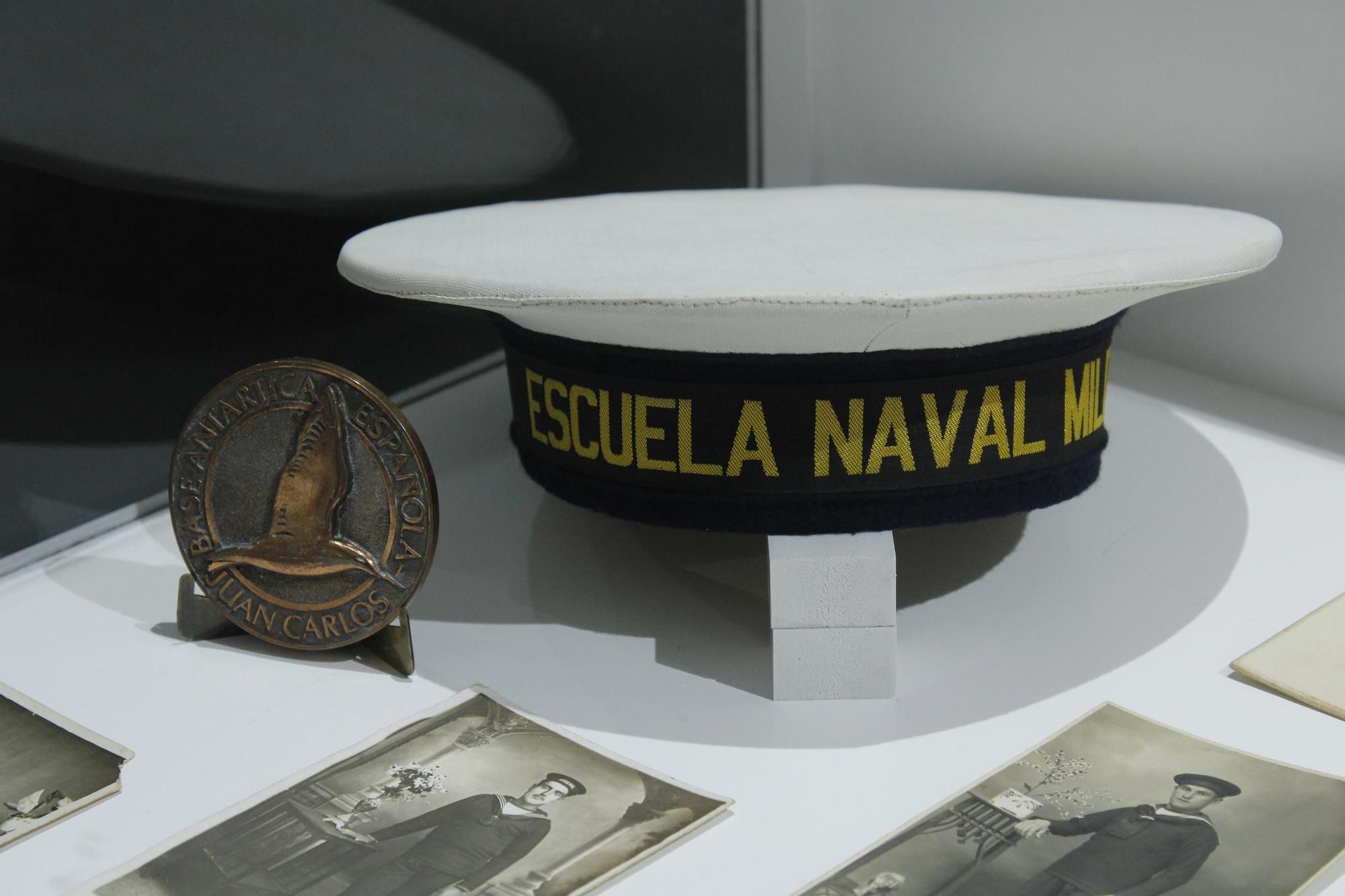 Homenaje a la Marinería de la Armada en la Biblioteca Regional