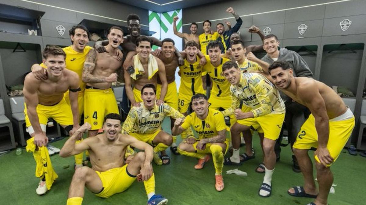 La celebración del 1-3 del Villarreal en el vestuario del Martínez Valero.