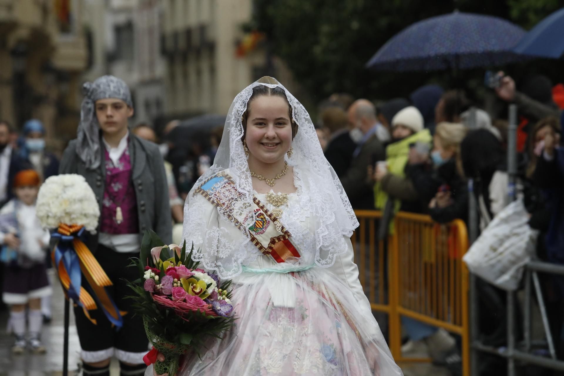 Búscate en el primer día de ofrenda por la calle de Quart (entre las 17:00 a las 18:00 horas)