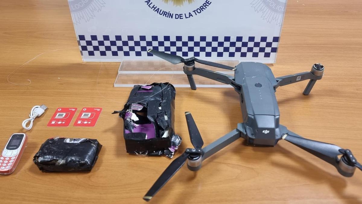 Dron incautado en las inmediaciones de la cárcel de Alhaurín de la Torre por la Policía Local en 2023