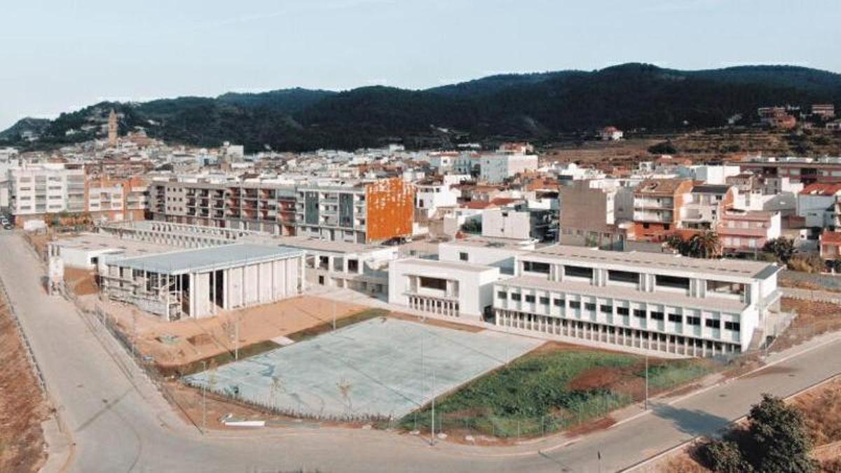 El colegio-instituto de la Font d'en Carròs