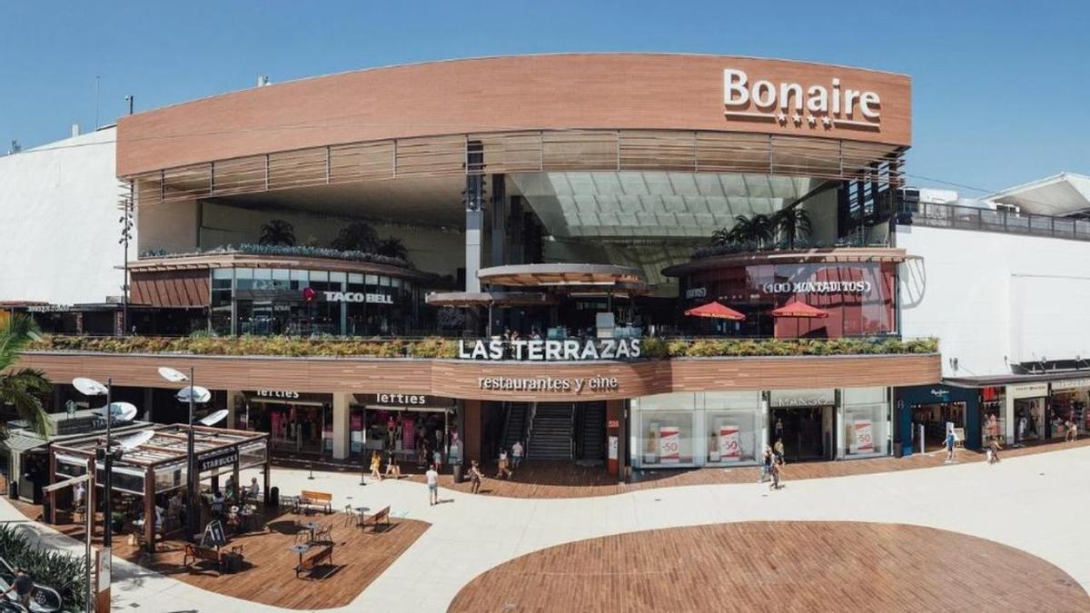 Exterior del centro comercial Bonaire, en Valencia, adquirido por un fondo sudafricano