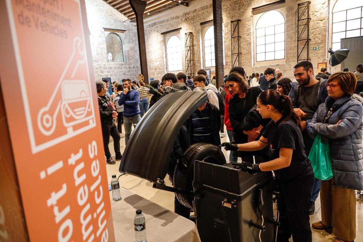 Imágenes de la Fira d'Habilitats FP de L’Alcoià y el Comtat