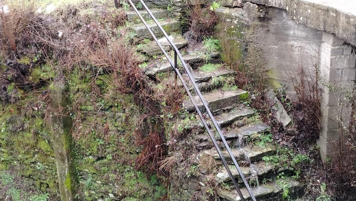 Desbordamientos y cortes de caminos en Sanabria, en imágenes Desbordamientos y cortes de caminos en Sanabria, en imágenes