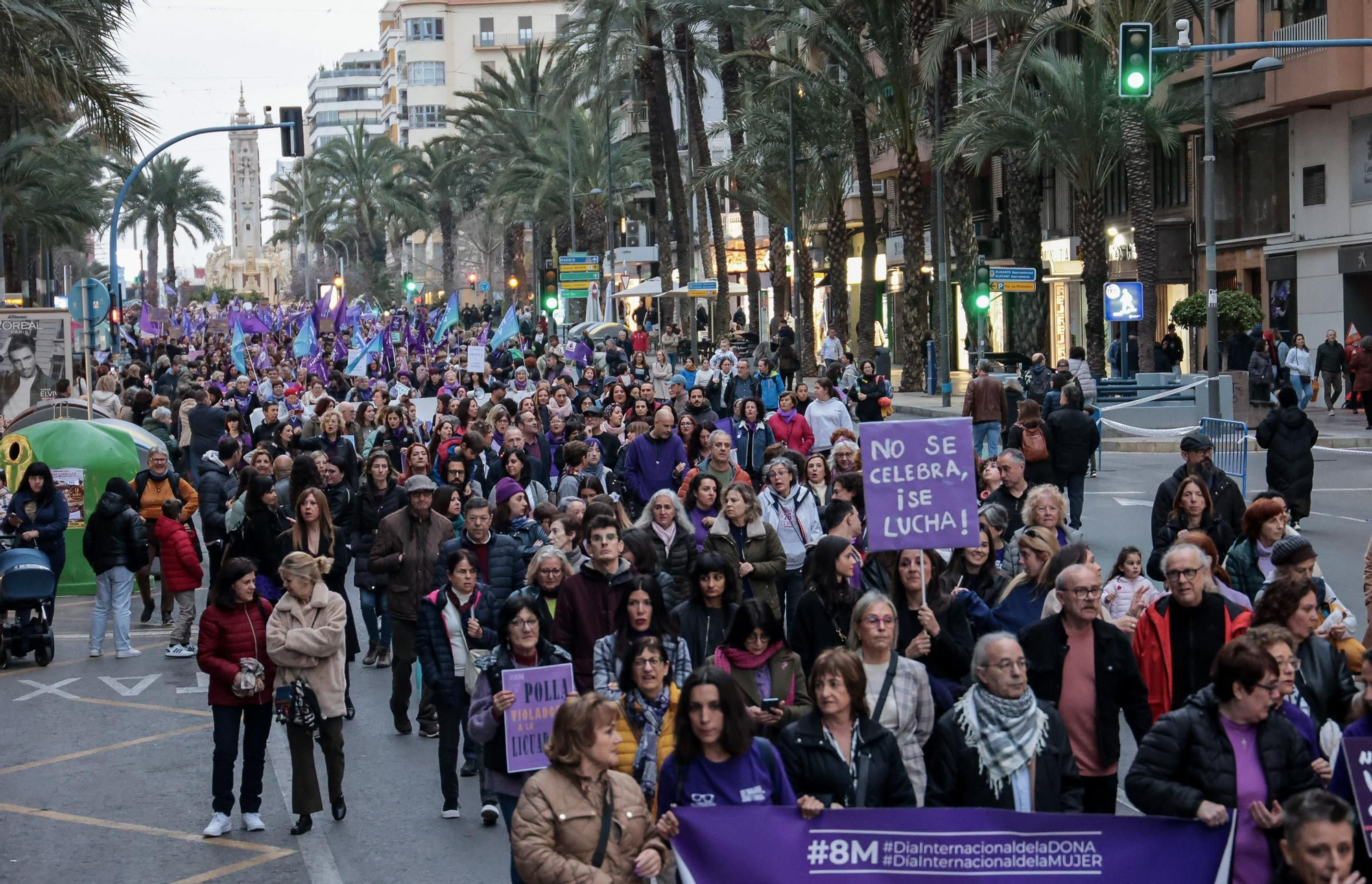 Marcha 8M en Alicante, día de la Mujer