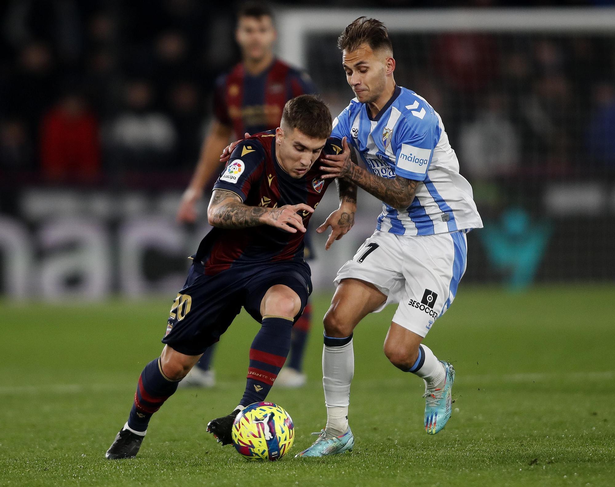 El Levante UD gana por la mínima al Málaga en el Ciutat