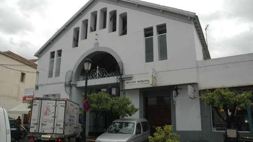 Los puestos se trasladarán temporalmente a la antigua estación de autobuses.