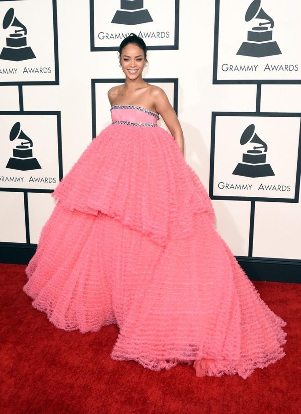 Las más elegantes de los Grammy, Rihanna