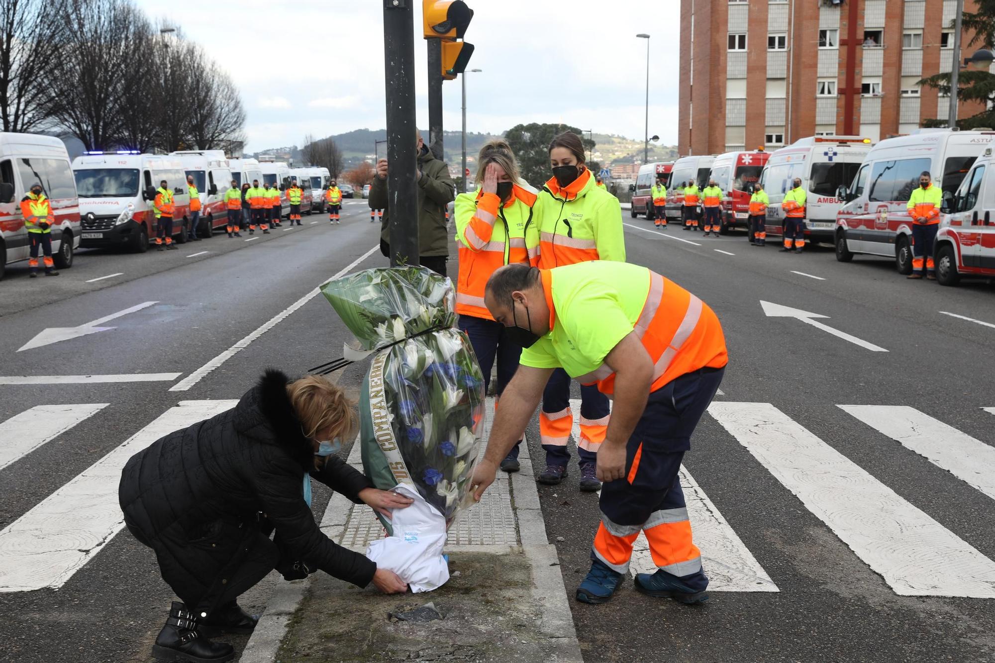 Homenaje al técnico de ambulancia fallecido en Gijón