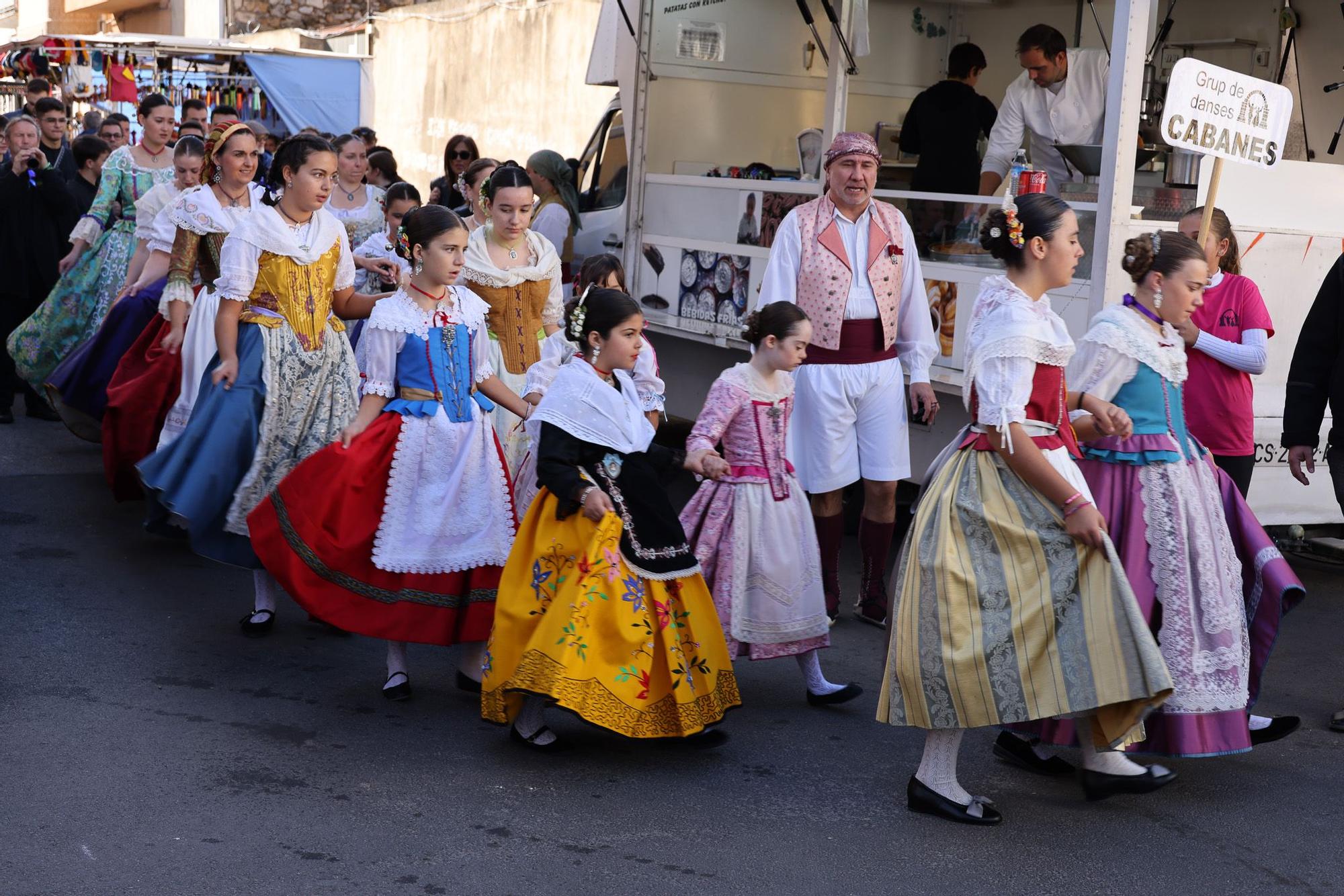 Las mejores imágenes de la multitudinaria fira de Cabanes