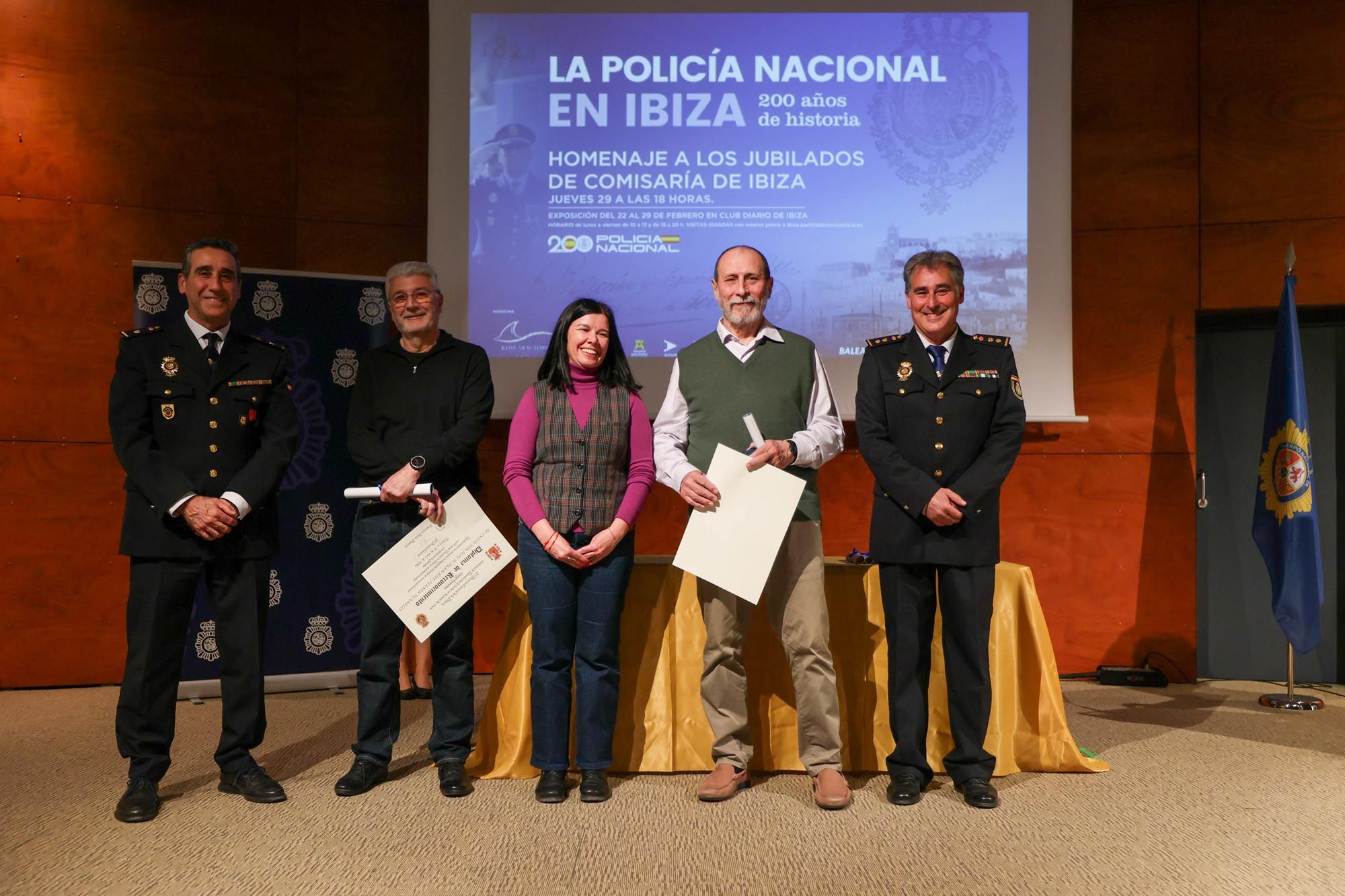 Homenaje de la Policía Nacional de Ibiza a sus jubilados