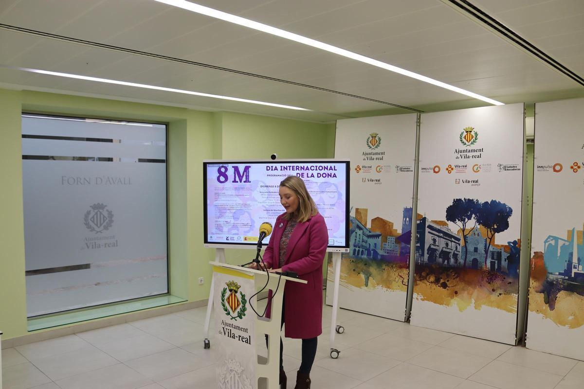 La vicealcaldessa i regidora d’Igualtat, Maria Fajardo, va presentar programació del Dia de la Dona.