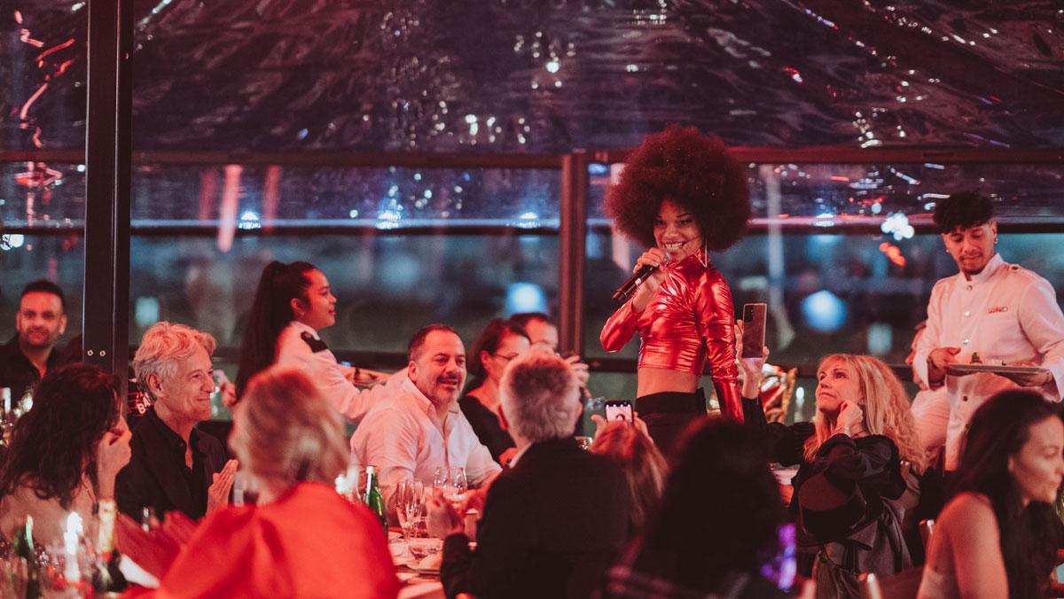 Actuación durante la cena en Shôko Barcelona.