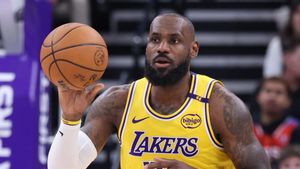 LeBron James, durante un partido con los Lakers