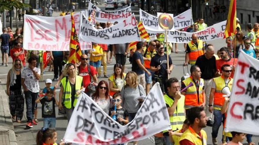 Treballadors manifestant-se, el dia 11 d&#039;agost.