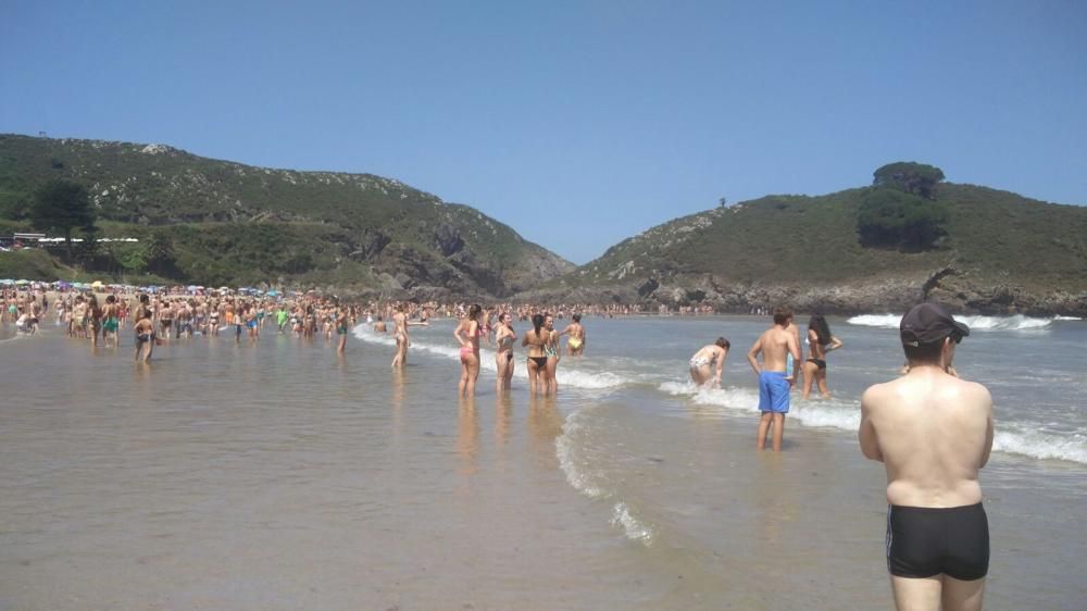 Oleaje en la playa de Barro