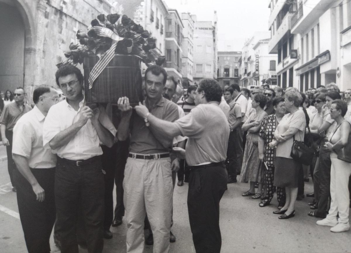 Pedreguer, años 90: El adiós al poeta, premio a Raimon y apoyo al pueblo saharaui Pedreguer, años 90: El adiós al poeta, premio a Raimon y apoyo al pueblo saharaui