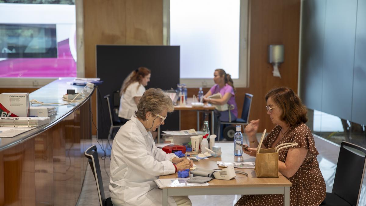 Jornada de donación de sangre en el Consell de Ibiza.