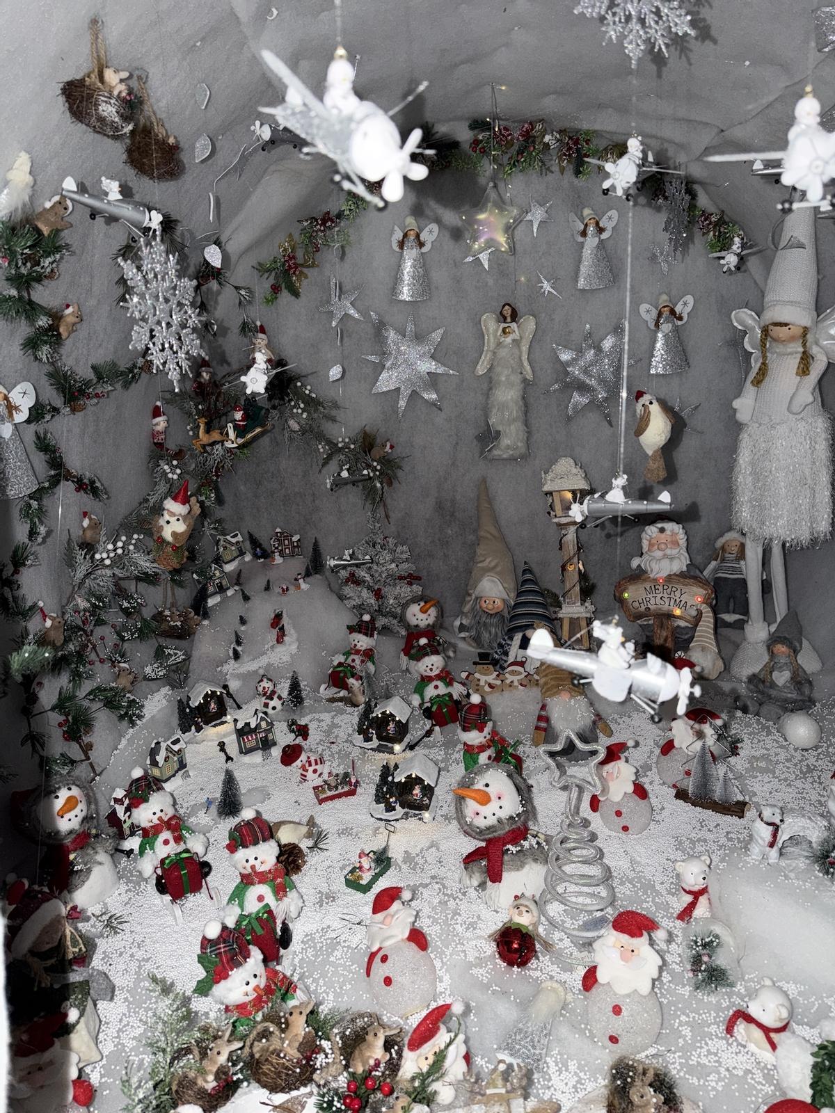 Así es la espectacular decoración navideña del pueblo de Andrín (Llanes)