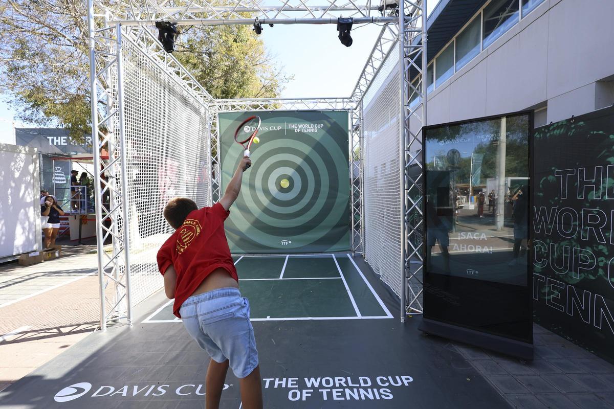 Empieza el espectaculo de la Davis