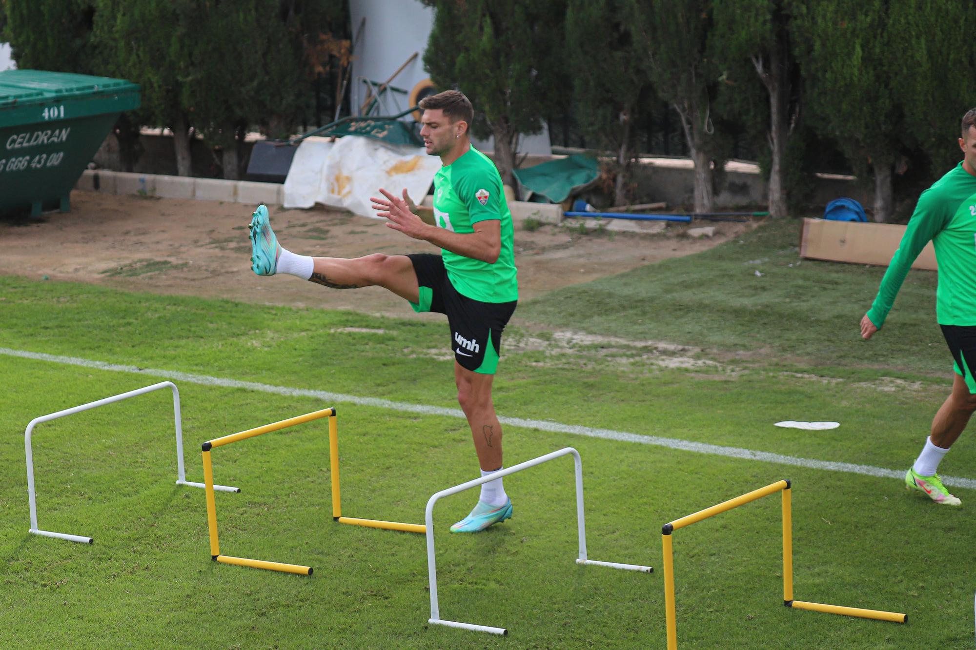 Primer entrenamiento de Machín como entrenador del Elche CF