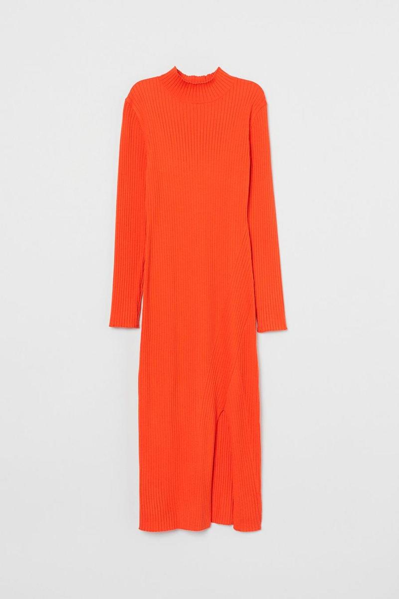 Vestido de punto de H&M. (Precio: 29,99 euros)