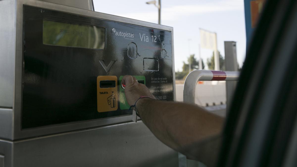 Autopista de peaje Sevilla -Cádiz (AP-4).