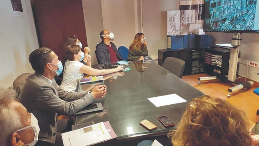 Un momento de la reunión celebrada entre Seguridad Ciudadana y Obras.