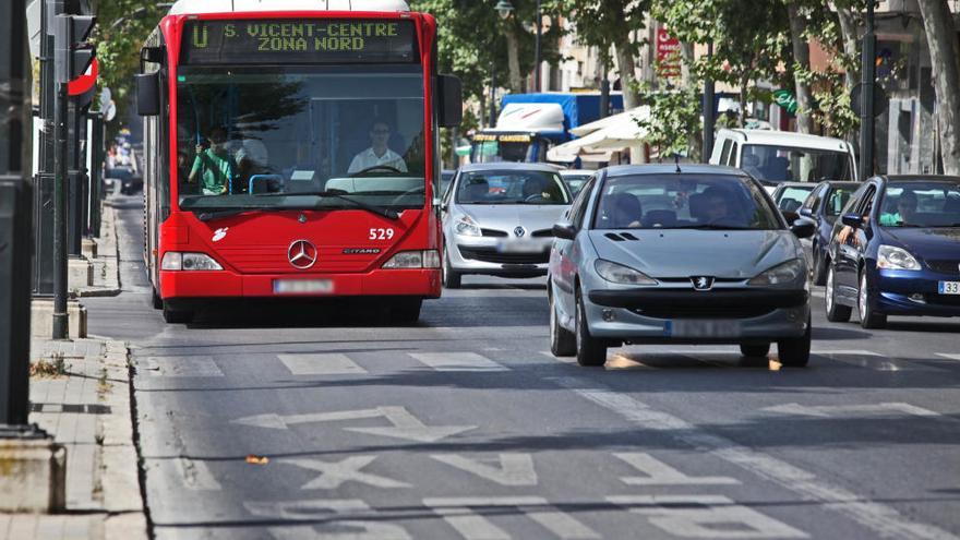 Los autobuses urbanos de Alcoy serán gratuitos el sábado