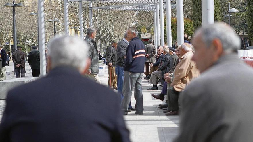 Las mujeres centenarias son el triple que los hombres en Zamora
