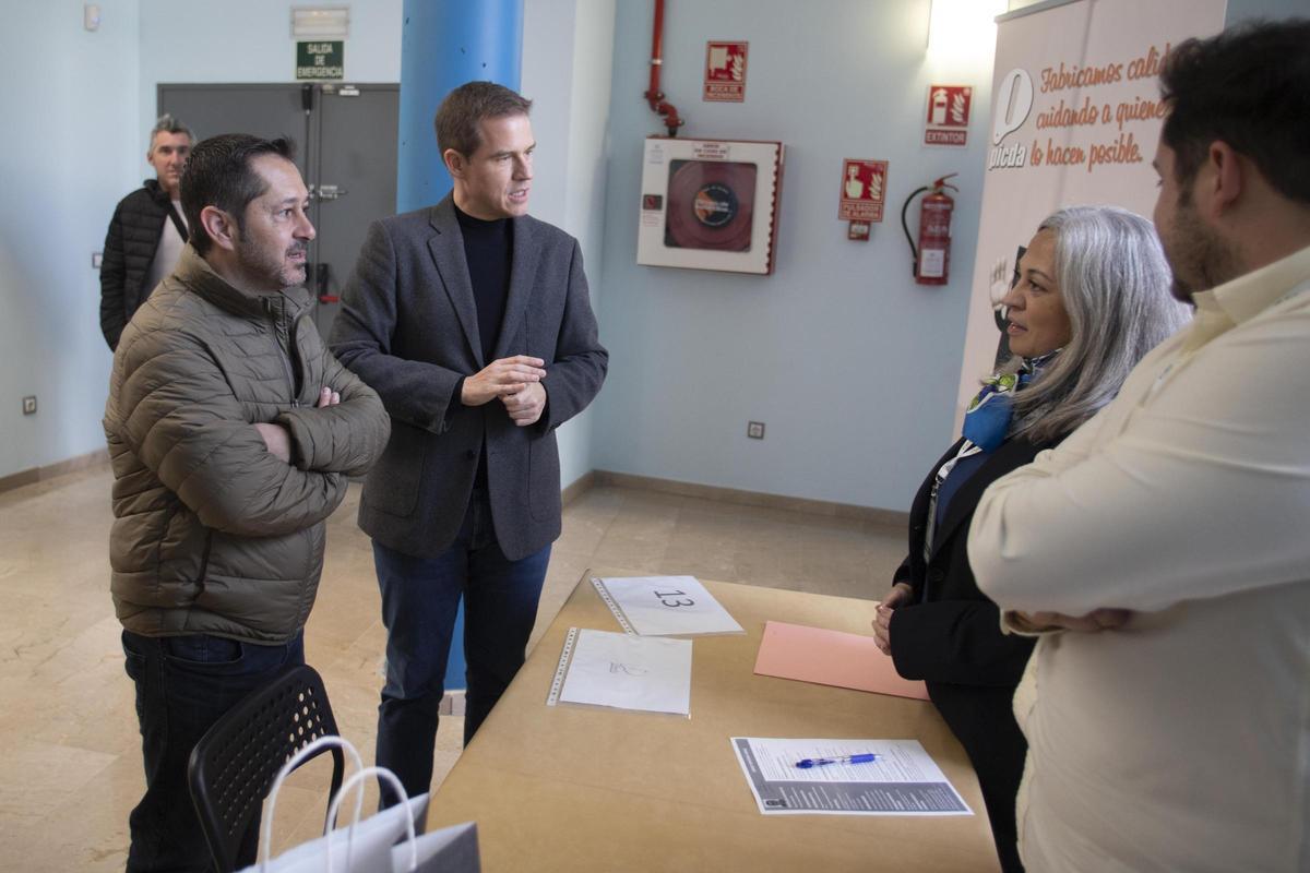 Todas las fotos del "maratón" de entrevistas laborales celebrado en Xàtiva