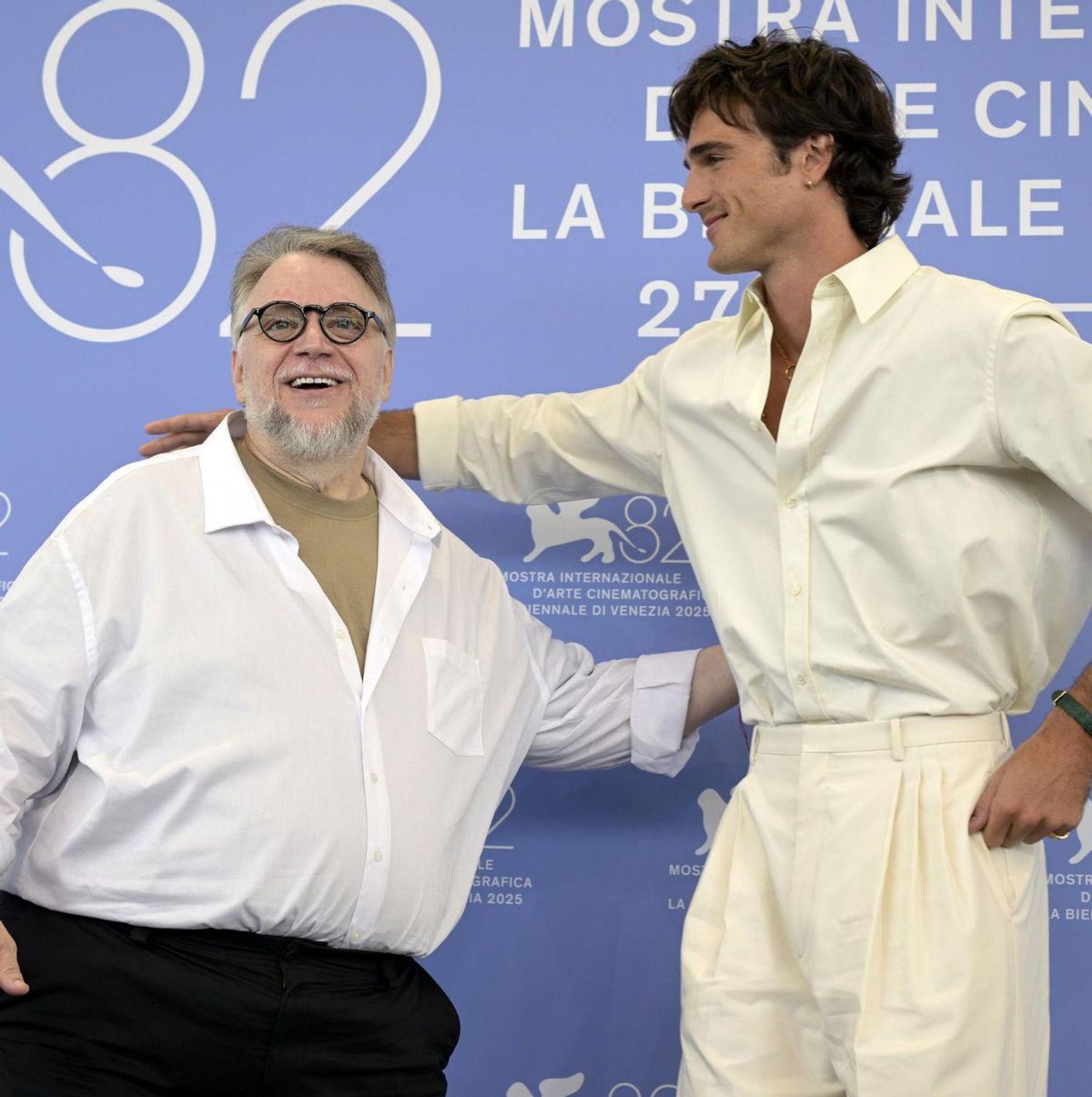 Guillermo del Toro erigeix un monument a Frankenstein Guillermo del Toro erigeix un monument a Frankenstein