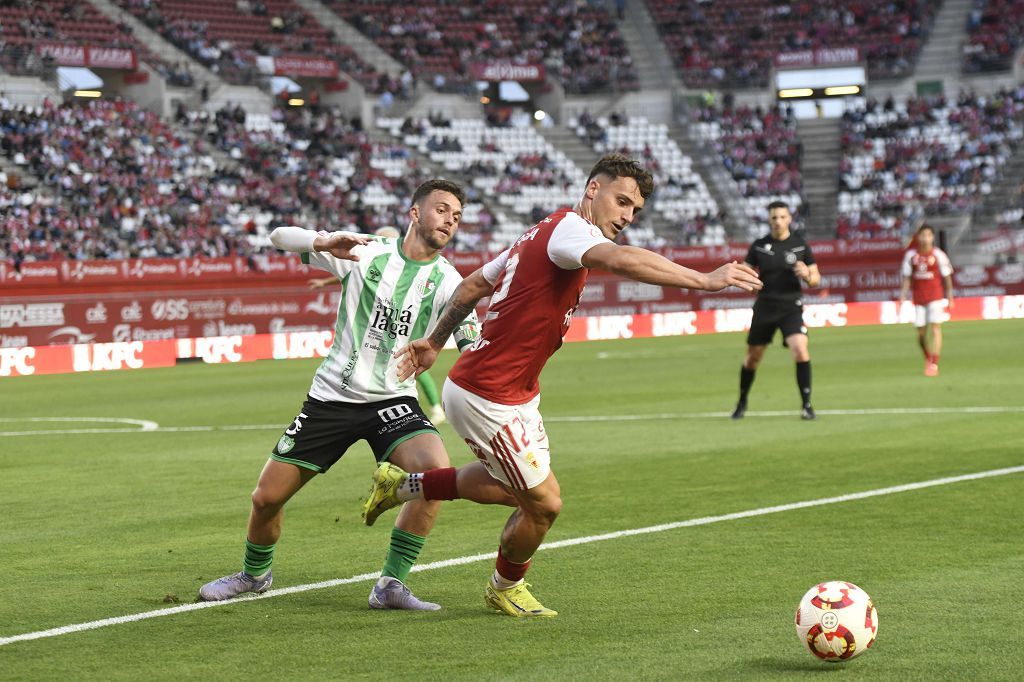 Las mejores imágenes del partido entre el Real Murcia y el Antequera