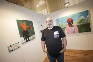 Apertura del feria ArteOviedo en la plaza Trascorrales