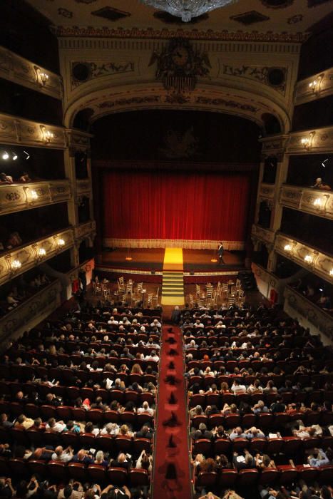 Premios de Artes Escénicas con nombre de mujer