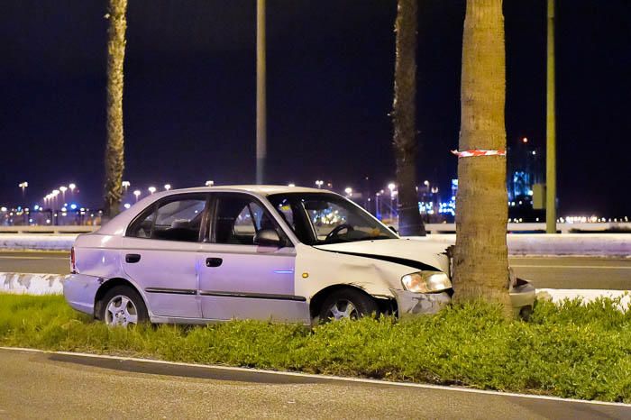 Accidente de tráfico en la avenida Marítima, a ...