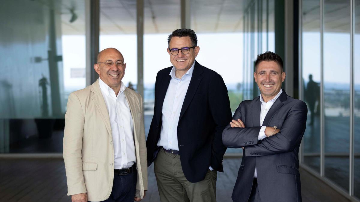 Socios fundadores de MasQueIngenieros. De izquierda a derecha; Luis Cano, Jorge Pi y Miguel Ángel Gómez.