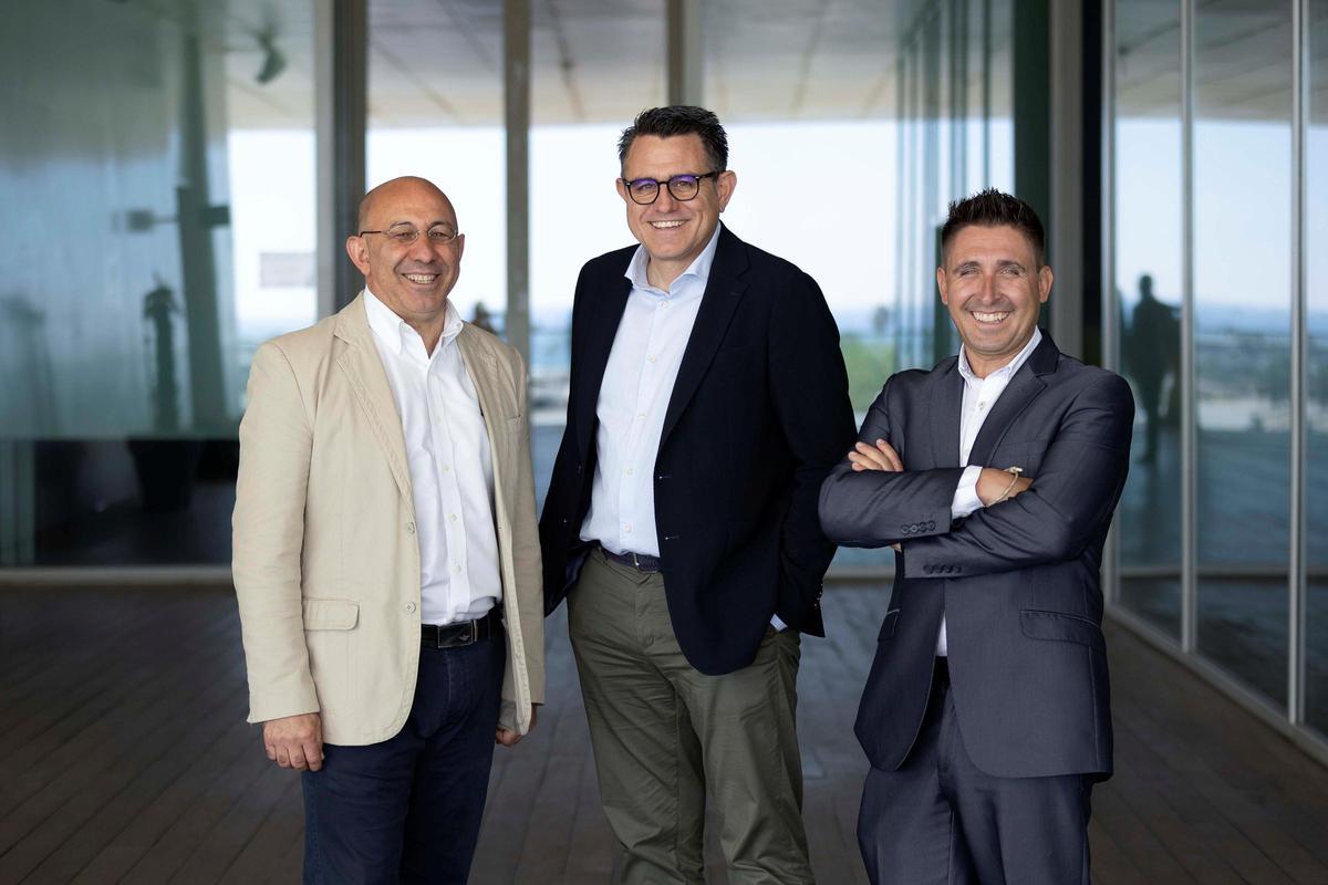 Socios fundadores de MasQueIngenieros. De izquierda a derecha; Luis Cano, Jorge Pi y Miguel Ángel Gómez.