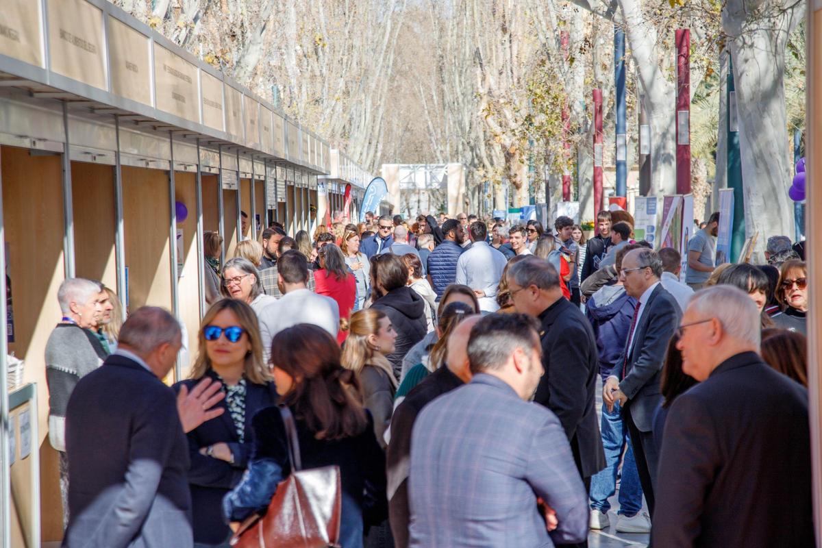 Miles de personas conocen en Murcia la labor que desarrollan asociaciones de diferentes ámbitos.
