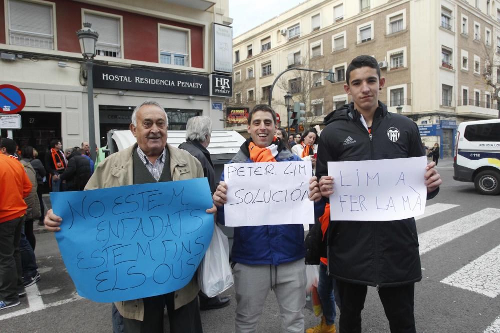 Así ha sido la protesta de la afición del Valencia