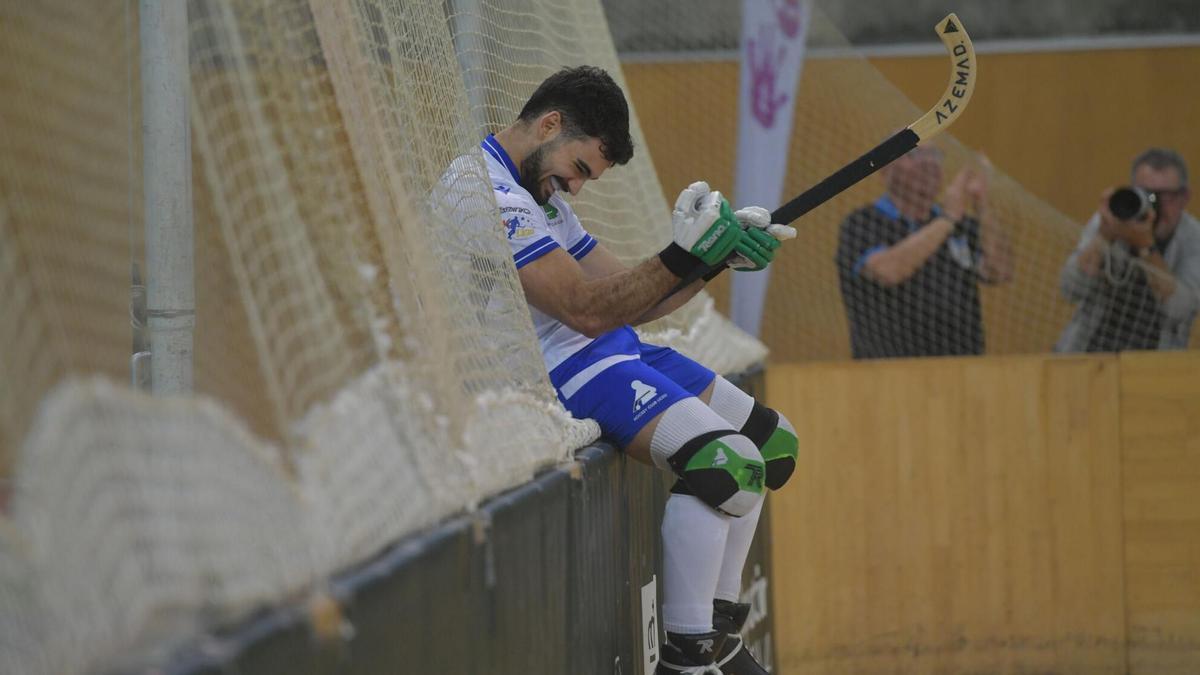 Bruno Saavedra celebra uno de sus goles.