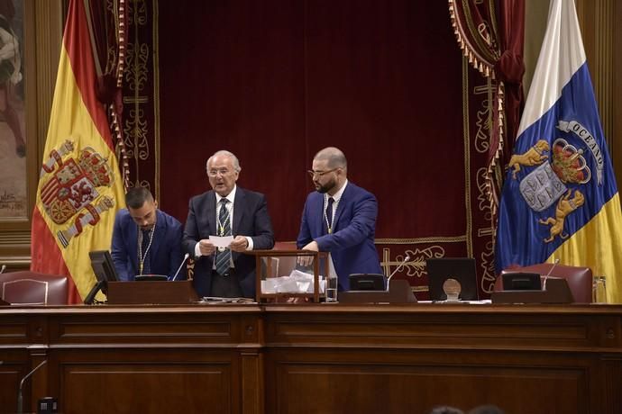 Constitución de la X Legislatura en el Parlamento de Canarias