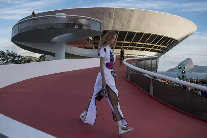 Los anteriores desfiles Crucero de Louis Vuitton antes de llegar a Barcelona