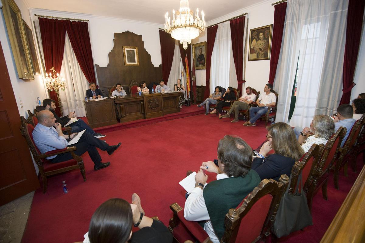 Pleno celebrado en Betanzos