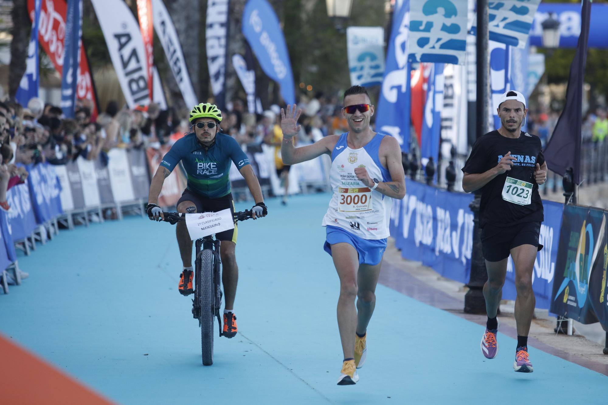 Búscate en nuestra galería de fotos del Santa Eulària Ibiza Marathon