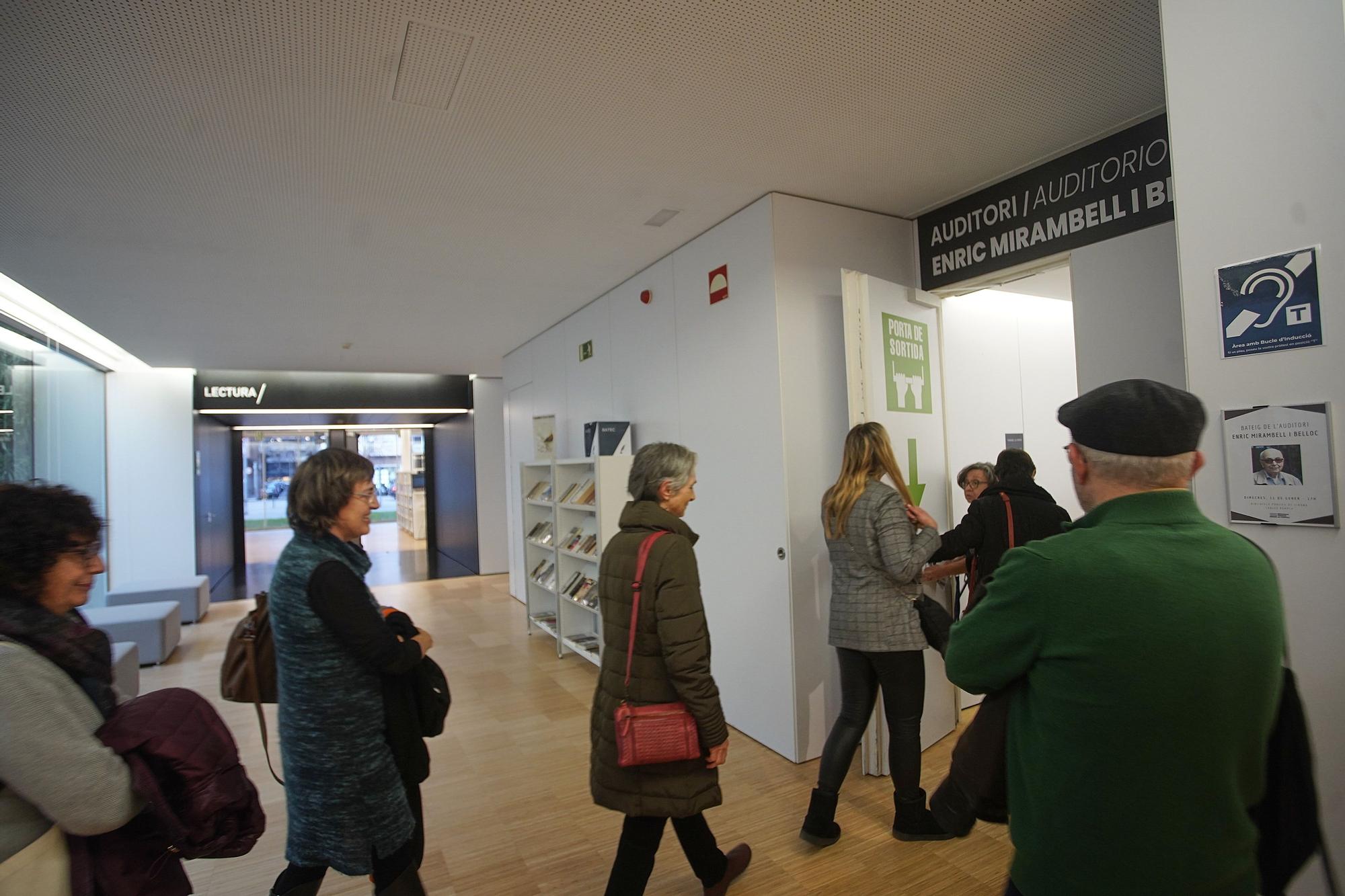 L'auditori de la biblioteca Carles Rahola es bateja amb el nom d'Enric Mirambell