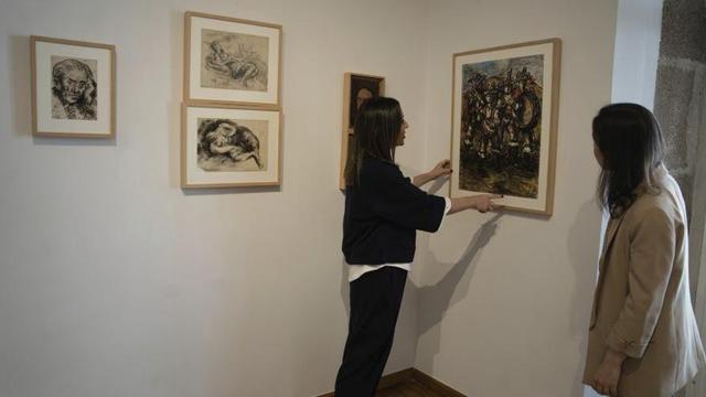 Algunos cuadros de la permanente de Laxeiro en Lalín.