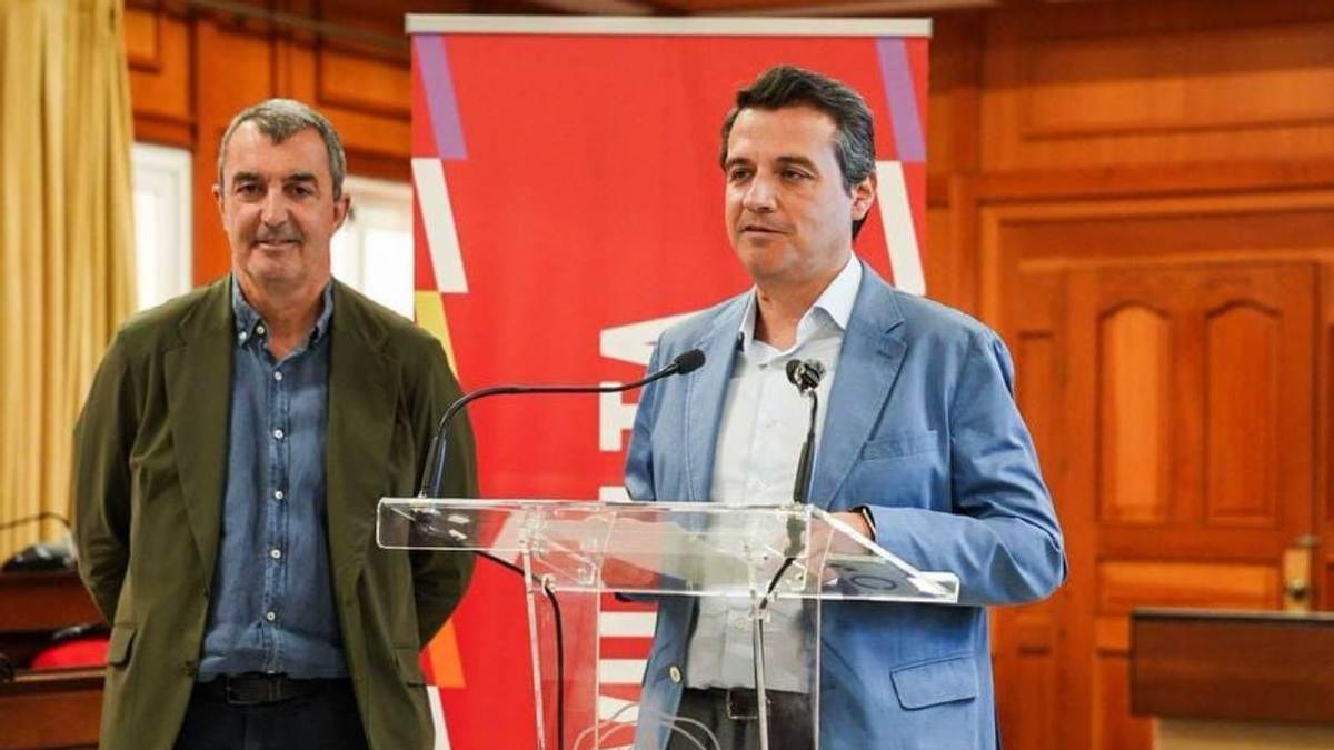 Javier Guillén y José María Bellido, en la presentación de la etapa cordobesa de la Vuelta a España.