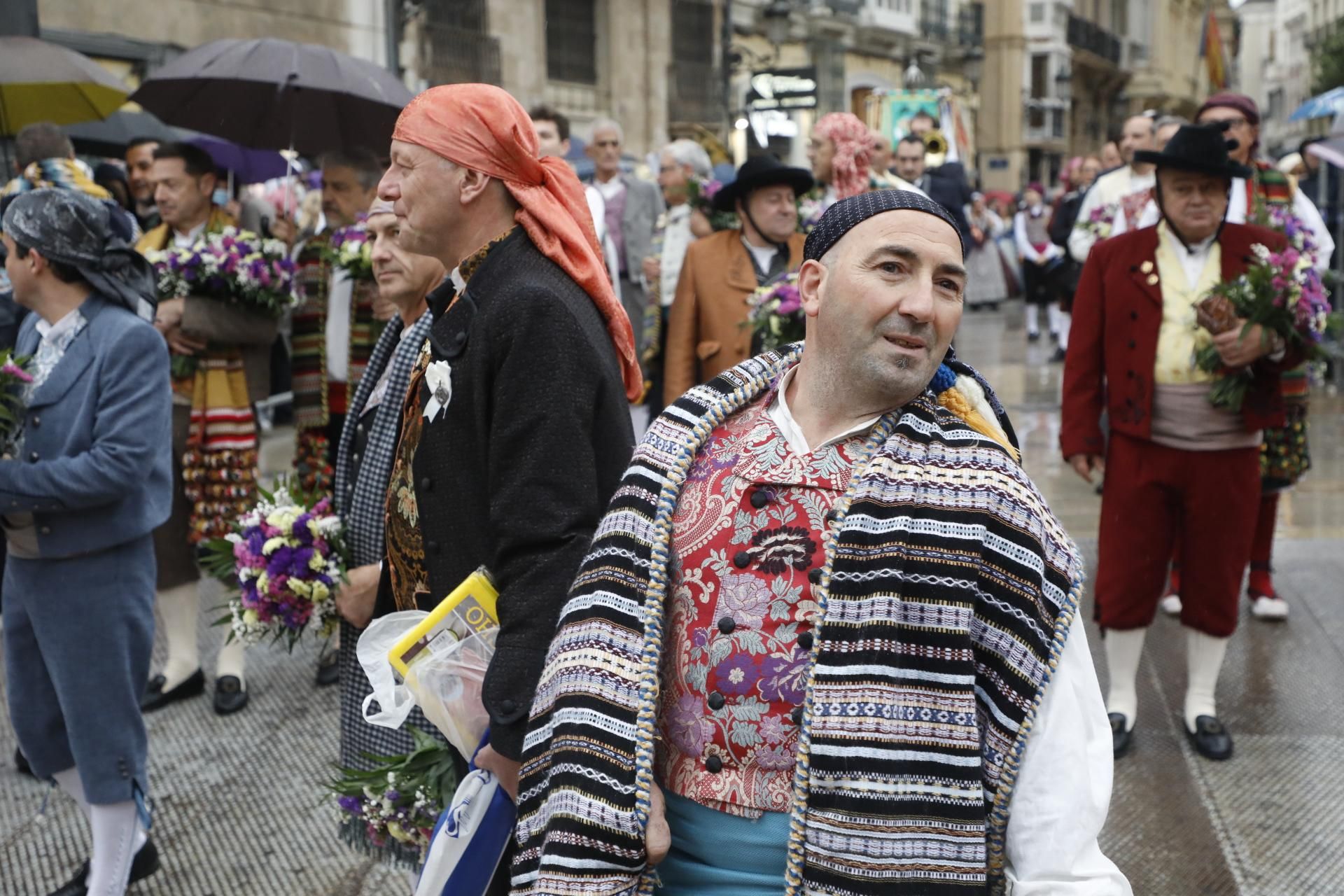 Búscate en el primer día de ofrenda por la calle de Quart (entre las 17:00 a las 18:00 horas)